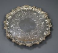 A Victorian silver salver, by William Ker Reid, London, 1851, 21cm, 10.5 oz.