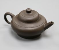 A 19th century Chinese Yixing teapot and cover