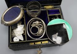 Mixed costume jewellery and other items including Art Deco silver and enamel compact.