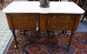 An Edwardian marquetry inlaid mahogany washstand, with marble top W.123cm