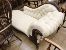 A Victorian mahogany chaise longue W.190cm