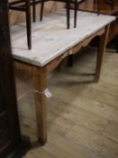 A pine table W.122cm