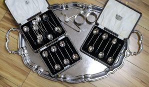 Four sets of silver bean end coffee spoons, minor silver and an oval silver plated tray