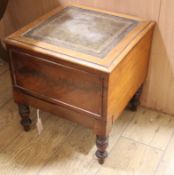 A George III mahogany bedstep commode W.43cm