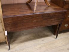 A George III mahogany pembroke table W.107cm