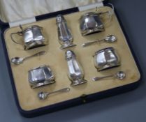 A cased George V silver six piece condiment set, Mappin & Webb, Birmingham, 1927.