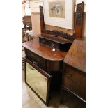 A Duchesse dressing table W.106cm