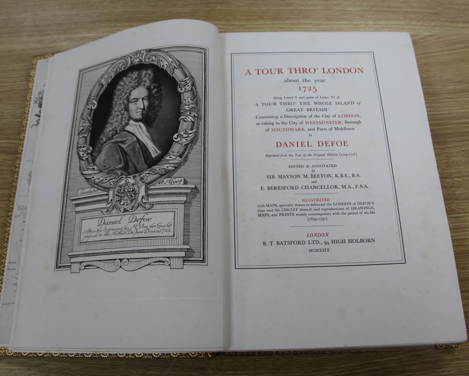 Defoe, Daniel - A Tour Thro' London About The Year 1725, being letter V and parts of letter VI of 'A - Image 2 of 2