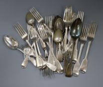 A 19th century silver twenty five piece harlequin part canteen of fiddle pattern cutlery, 45 oz.