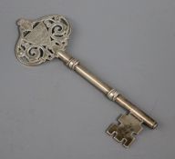 An Edwardian silver presentation key, with masonic related inscription, Hilliard & Thomasson,