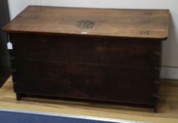 An oak blanket box W.107cm