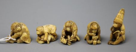 Five Japanese ivory netsuke of monkeys, Meiji period