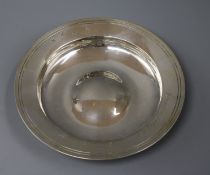 A silver armada dish, William Comyns & Sons Ltd, London, 1936, 19.1cm, 12.5 oz.