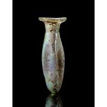 Dellenfläschchen. Östlicher Mittelmeerraum, 3. - 4. Jh. n. Chr. H 11,3cm. Aus hellem, grünlichem