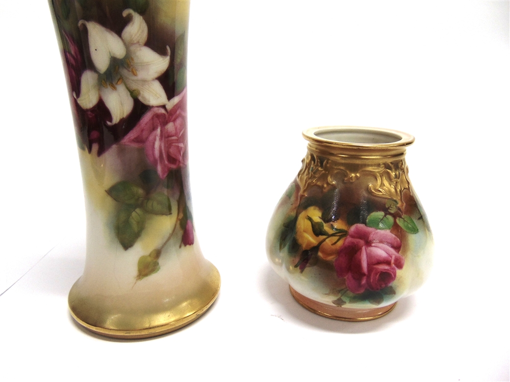 A ROYAL WORCESTER TRUMPET SHAPED VASE with painted floral decoration and gilt highlights, date stamp - Image 2 of 3