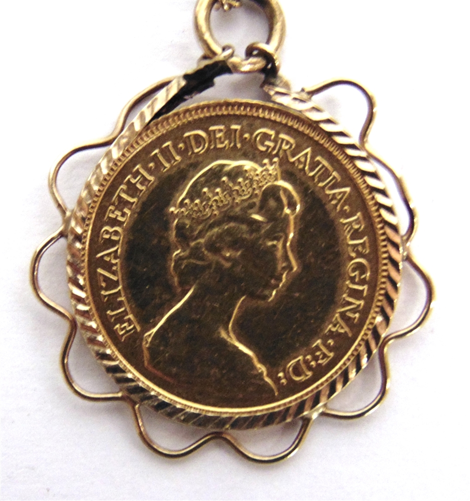 A 1982 HALF SOVEREIGN in a 9 carat gold scroll pendant mount, on a chain, 7.3g gross - Image 2 of 2