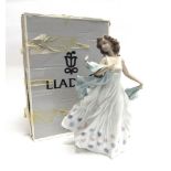 A LLADRO FIGURE 'SUMMER SERENADE/ DAMA DEL RUISENOR' no. 6193, modelled as a lady with flowing dress