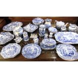 A COLLECTION OF COPELAND SPODE 'ITALIAN' PATTERN CERAMICS comprising six dinner plates, six