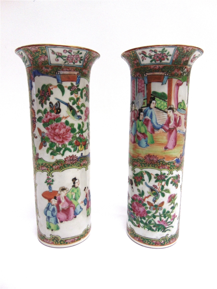 A PAIR OF CHINESE CANTON SLEEVE VASES with flared rims, decorated in the Famille Verte palette, 27cm