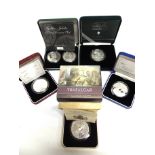 GREAT BRITAIN - ELIZABETH II, SILVER COMMEMORATIVE CROWNS comprising Her Majesty Queen Elizabeth the