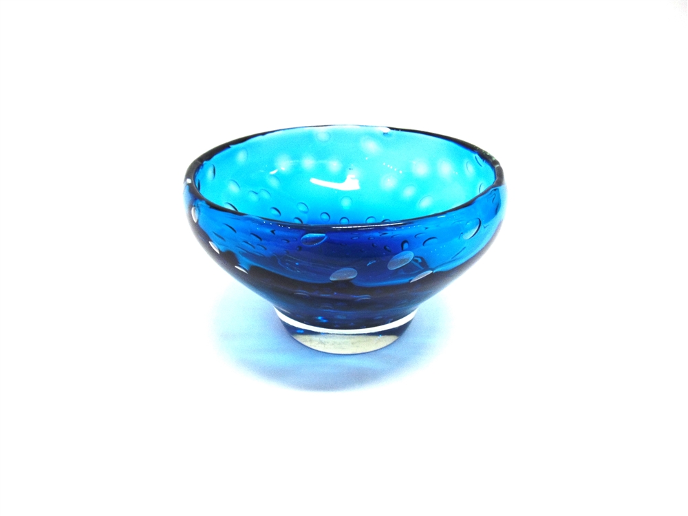 A LARGE BLUE ART GLASS BOWL inset with bubbles 25cm diameter, 14cm high