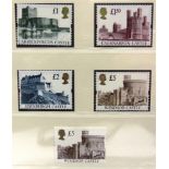 STAMPS - A GREAT BRITAIN MINT COLLECTION (total decimal face value over £154; album).