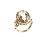 9 ct yellow gold citrine ring. The oval cut citrine measuring approx. 15 x 13.