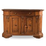 Credenza in legno di noce, XVII sec.