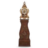 Orologio tipo Boulle con colonna in mogano ed intarsi in ottone e tartaruga, XX sec.