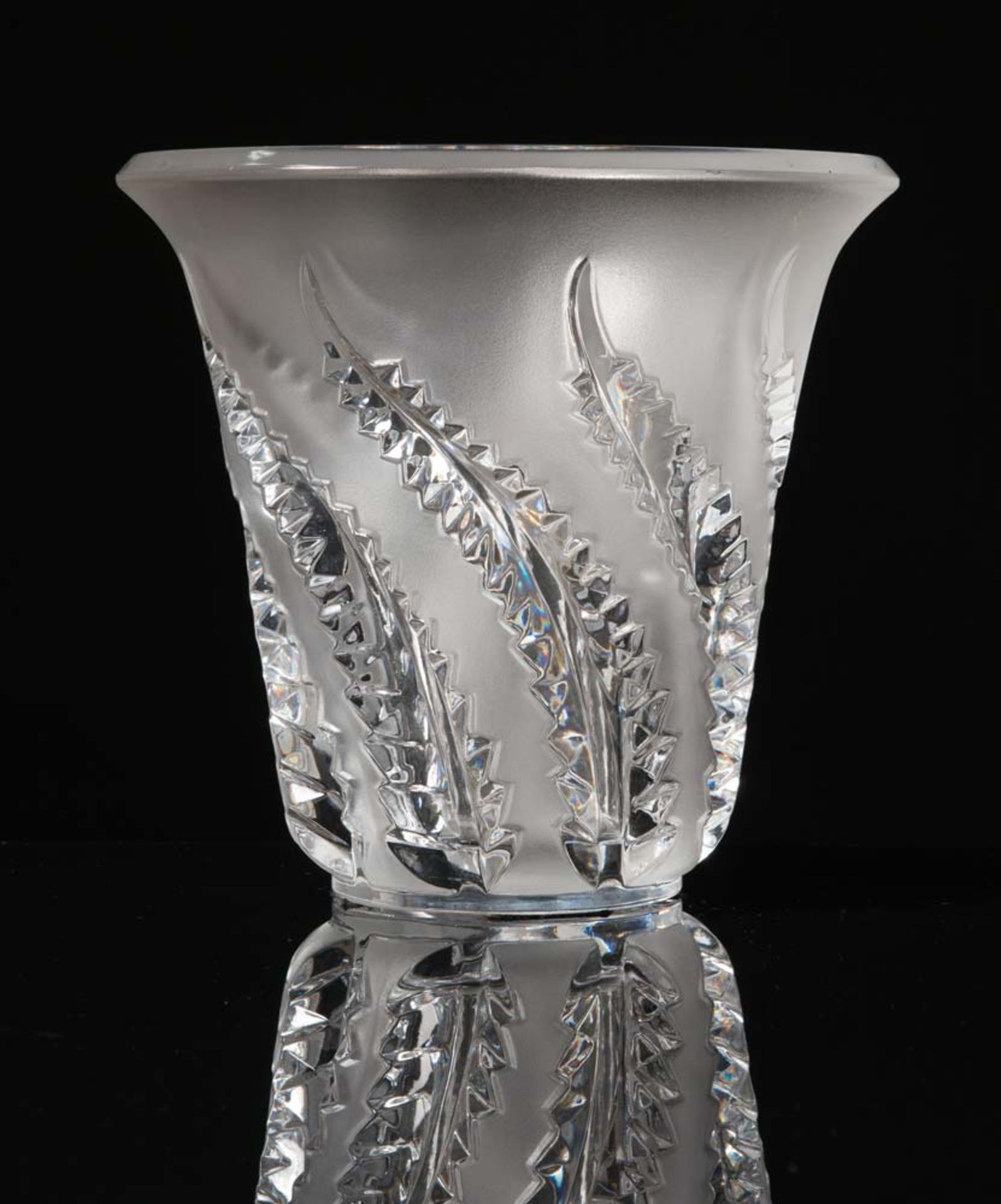 R. Lalique, “Lobelia” Vaso in cristallo, Anni ‘70.