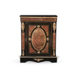 Credenza in legno ebanizzato ed intarsiato in tartaruga, inizio del XX sec, stile Boulle.