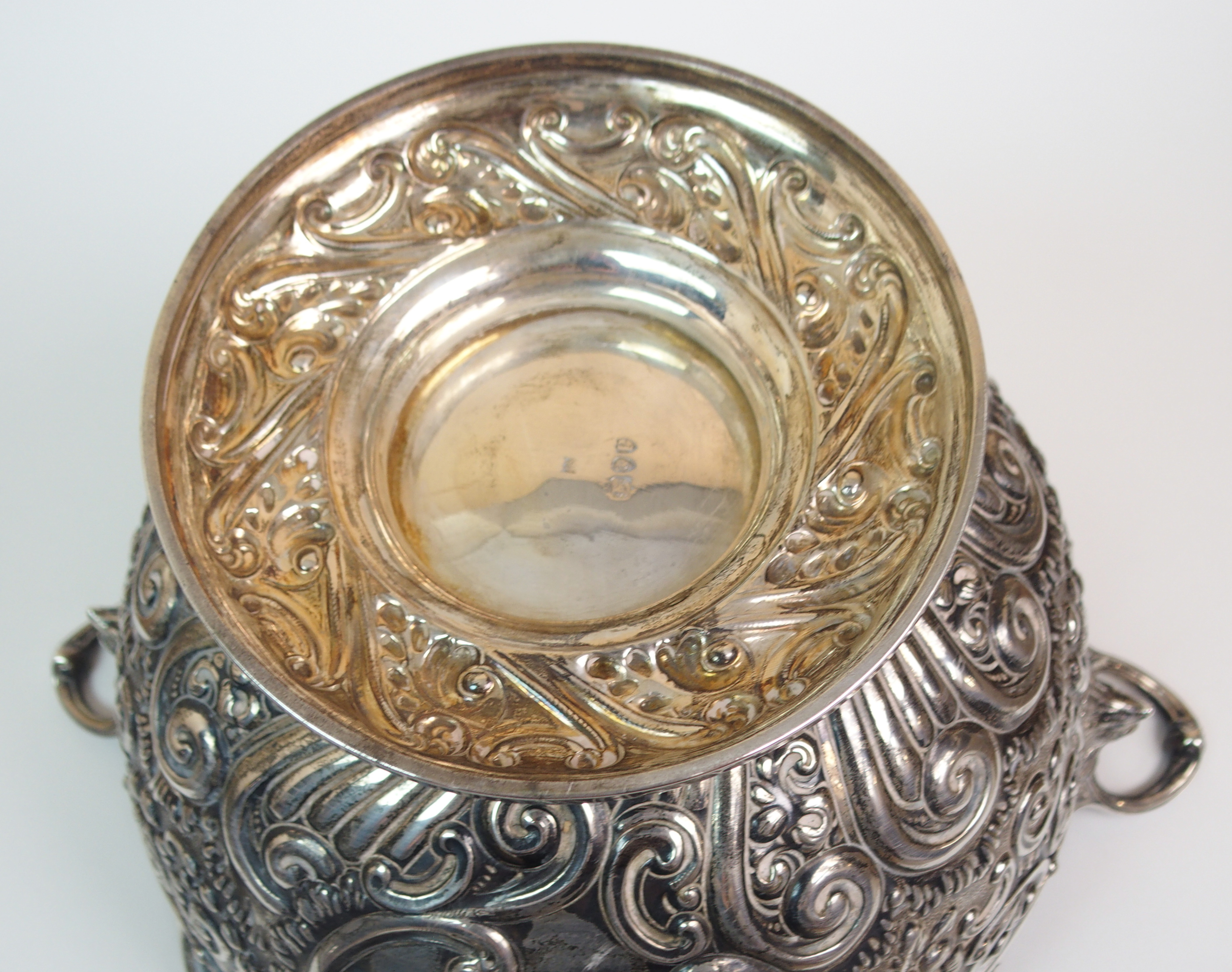 A VICTORIAN SILVER PUNCH BOWL maker's marks FS, London 1890, of circular form in Monteith style with - Image 9 of 10