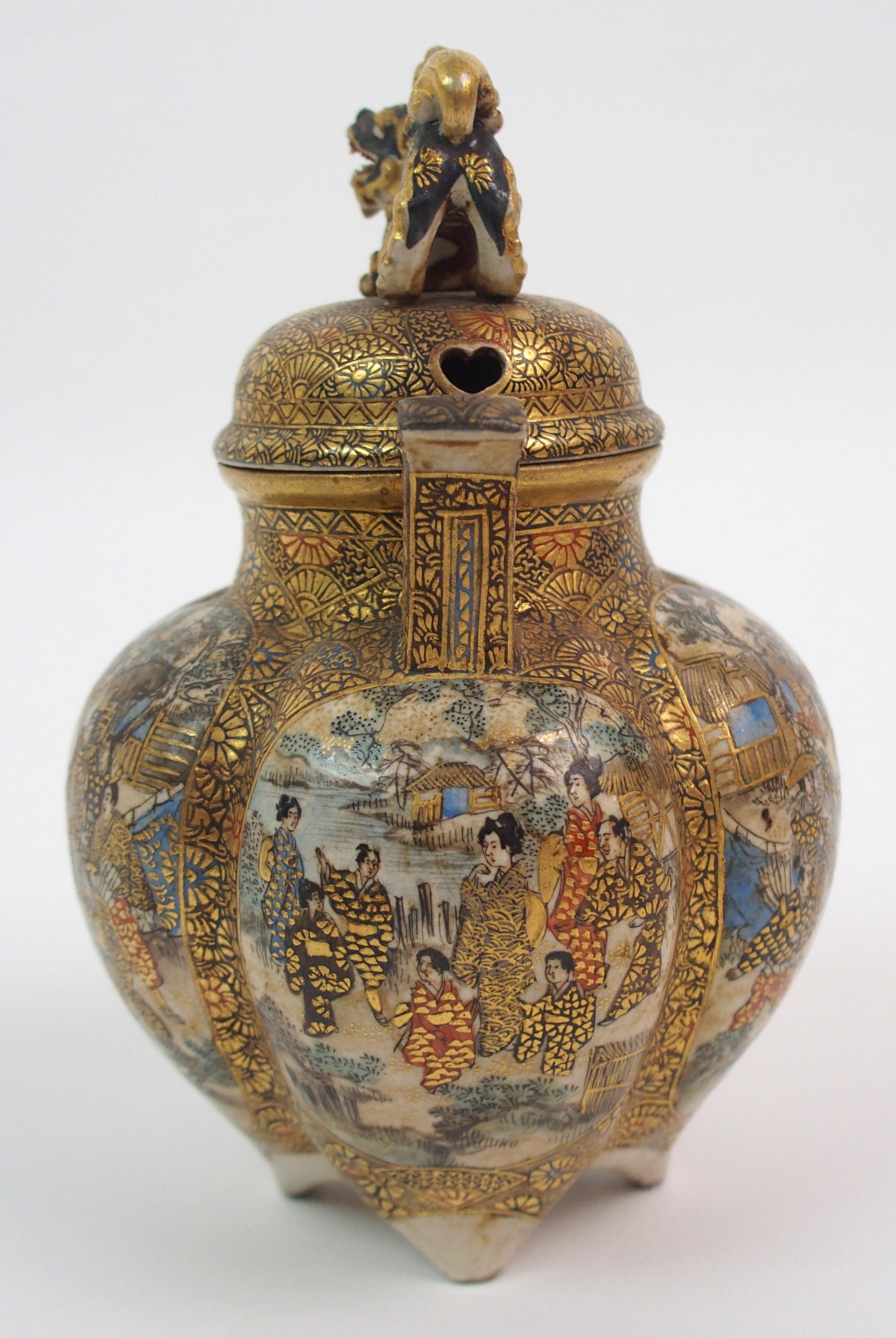 A SATSUMA KORO the cover with shishi finial above a quatrefoil lobed body painted with numerous - Image 10 of 10