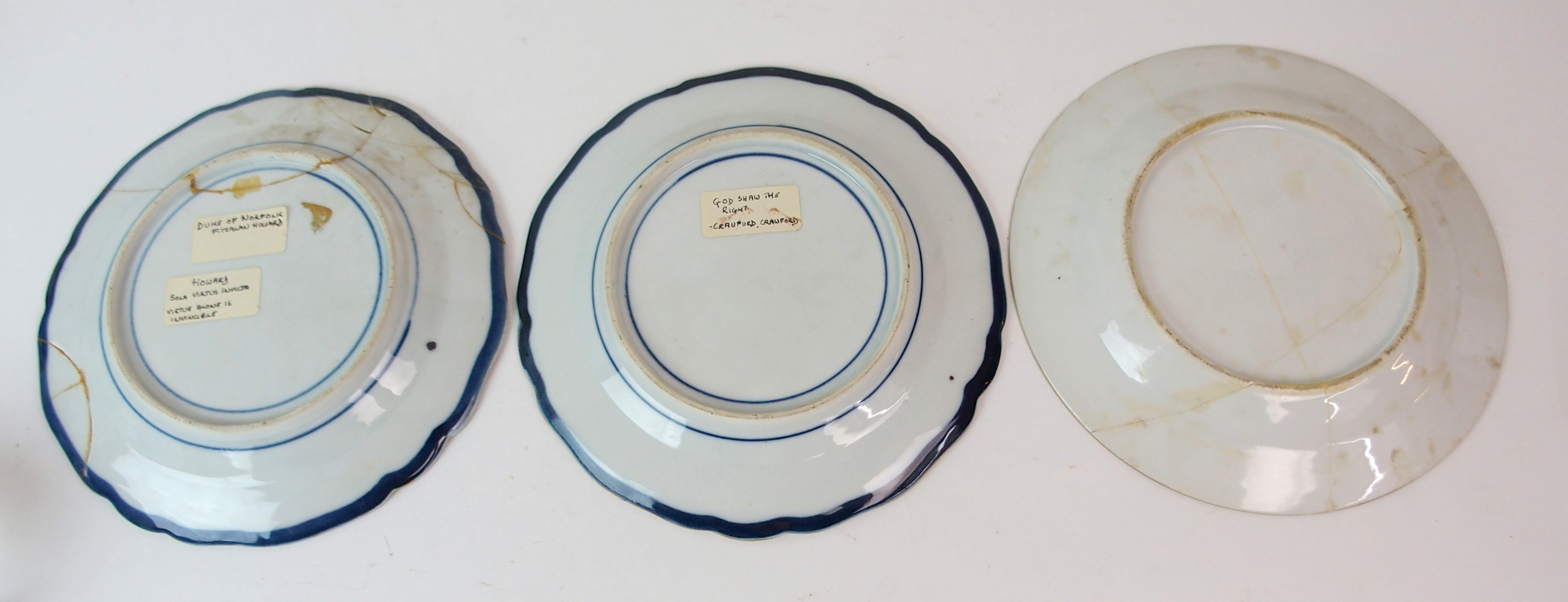 THREE CHINESE EXPORT ARMORIAL PLATES each showing a coat of arms for Howard, Crawford and Egerton, a - Image 5 of 10