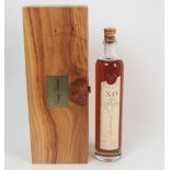 A BOTTLE OF LHERAUD XO FINE PETITE CHAMPAGNE COGNAC No.341, 0.70l, 44%vol, in wooden presentation