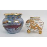 A CROWN DEVON LUSTRINE FIELDINGS POT decorated with crested newts and dragonflies, 9cm high,