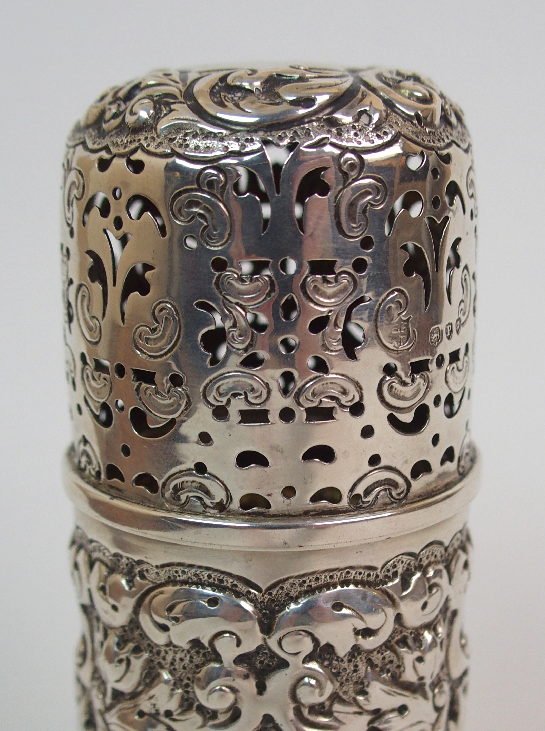 A VICTORIAN SILVER SUGAR CASTOR by Horace Woodward & Co., (Edgar Finley and Hugh Taylor), London - Image 7 of 10