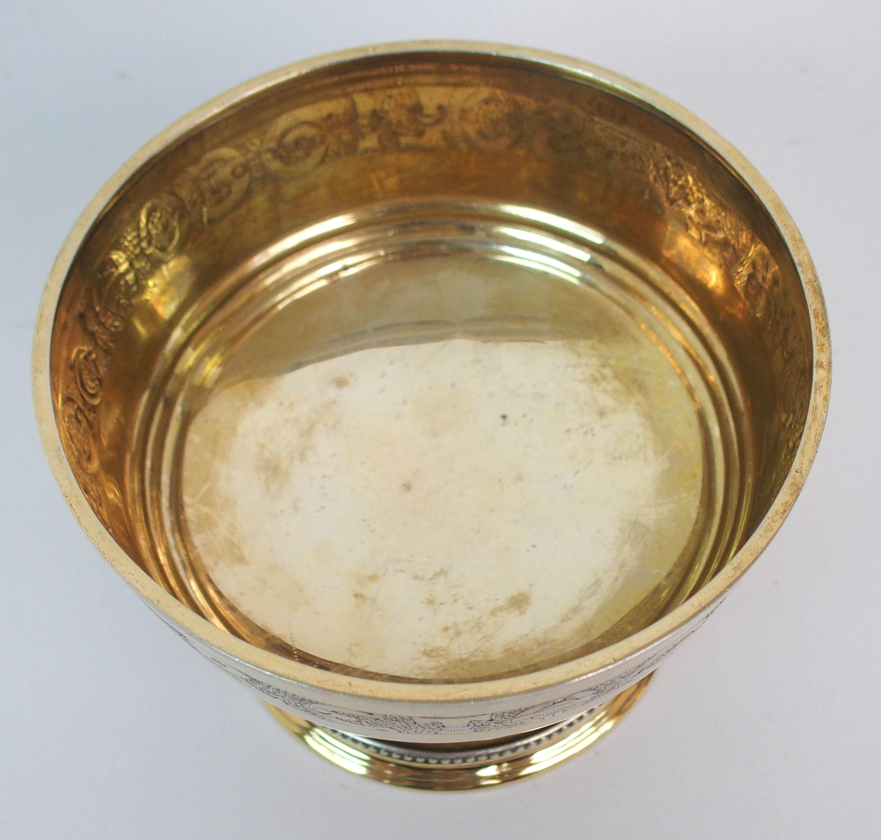 A SILVER GILT CHALICE by Hamilton and Inches, Edinburgh 1930, of circular form with "Sol Deo Honor - Image 6 of 9