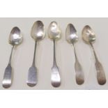 A lot comprising five Irish silver teaspoons, assorted Dublin marks