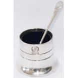 GWR Hotels silverplate salt pot with blue glass liner and complete with a GWR Hotels silverplate