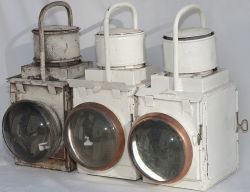 BR(M) locomotive lamps x3. All complete with reservoirs, burners and slot in red shades. Two are