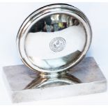 LMS silverplate menu holder marked LONDON MIDLAND & SCOTTISH RAILWAY with CoA to the front and