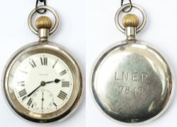 LNER nickel cased pocket watch with Swiss 15 Jewel Selex movement. Dial is marked SELEX and has a