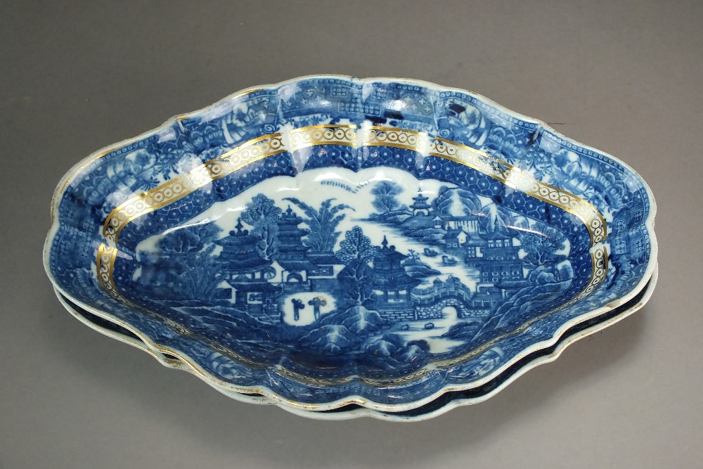 A Caughley part dessert service in the Full Nankin pattern, circa 1785-90,