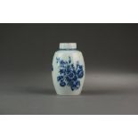 A Caughley porcelain tea canister and cover, circa 1785,