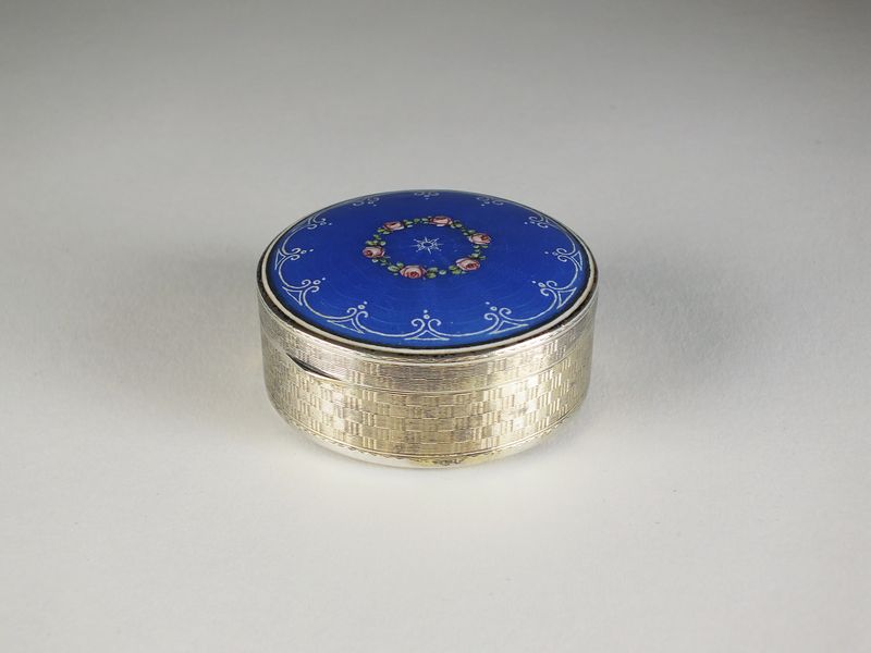 Murrle Bennet & Co silver and enamel box - Image 3 of 3