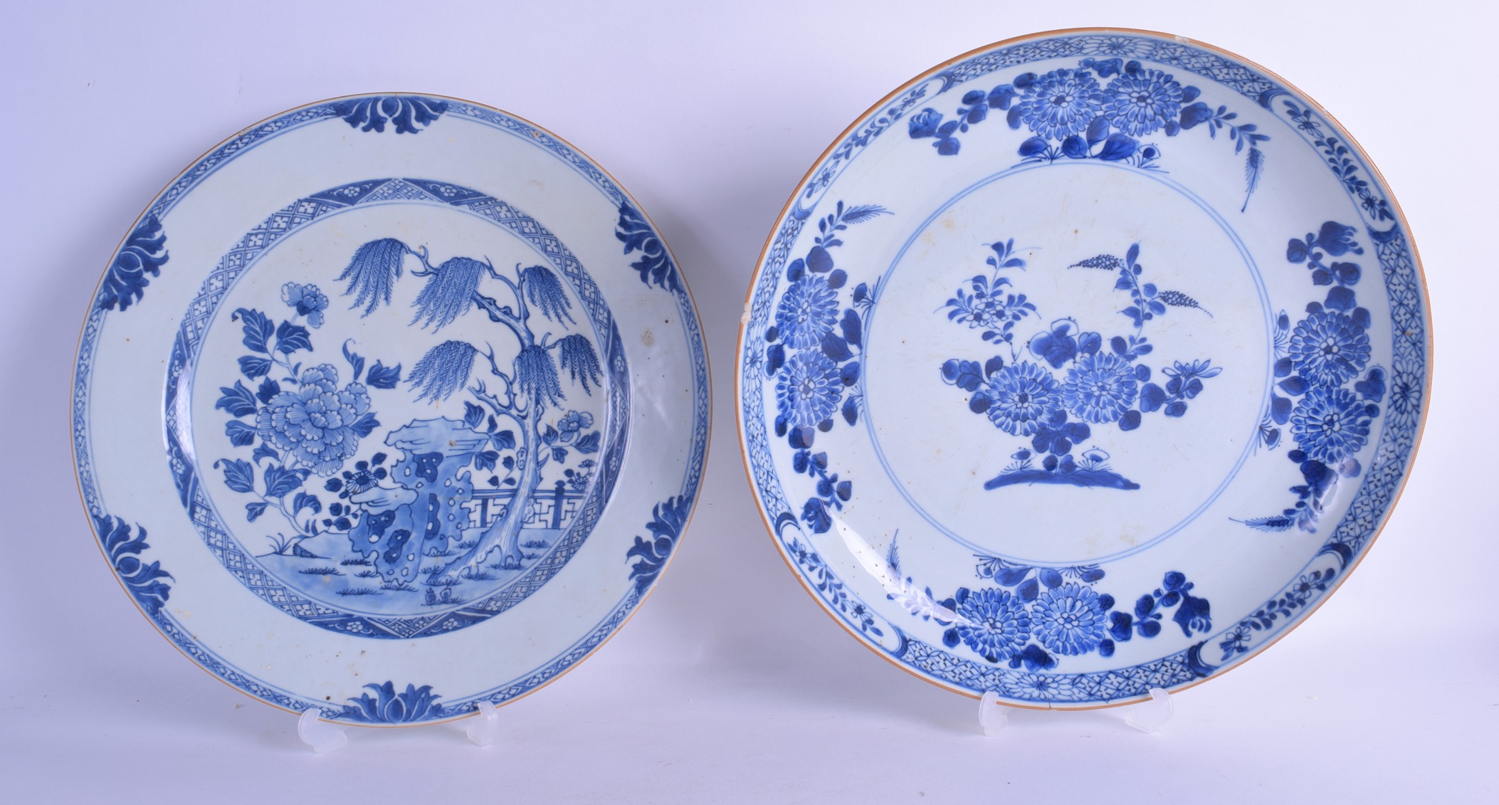 A LARGE 17TH CENTURY CHINESE BLUE AND WHITE CHARGER Yongzheng/Qianlong, together with an early