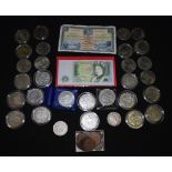 A QUANTITY OF COINAGE, including American Silver Dollars. (qty)