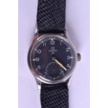 A GOOD WWII OMEGA MILITARY WRISTWATCH No 1572, with black dial and white numerals. 3.5 cm diameter.