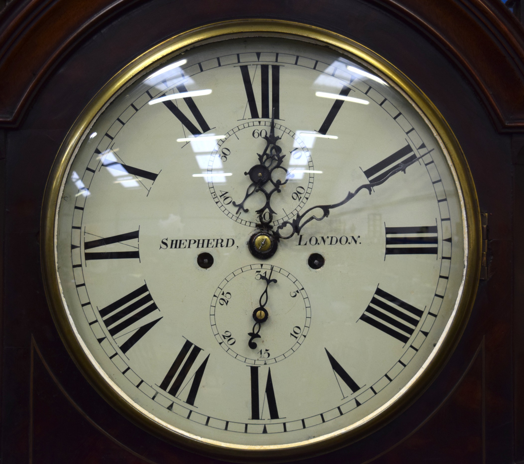 A FINE EARLY 19TH CENTURY REGENCY LONG CASE CLOCK by Shepherd of London, with circular dial and - Bild 2 aus 5